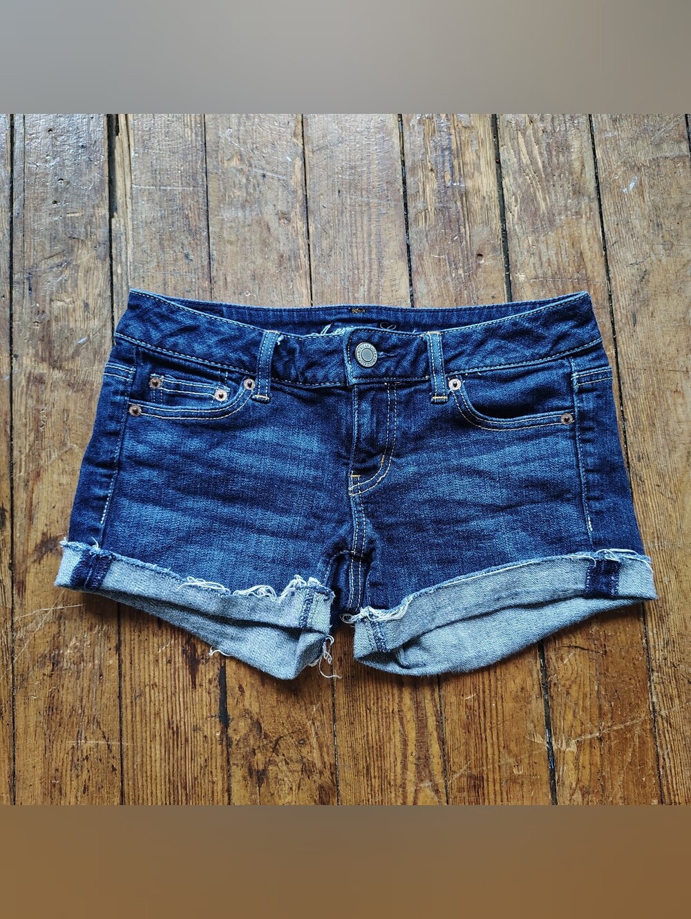 American Eagle Micro Mini Jean Denim Short Shorts Low Rise Y2K Style Sz 4 / 27"